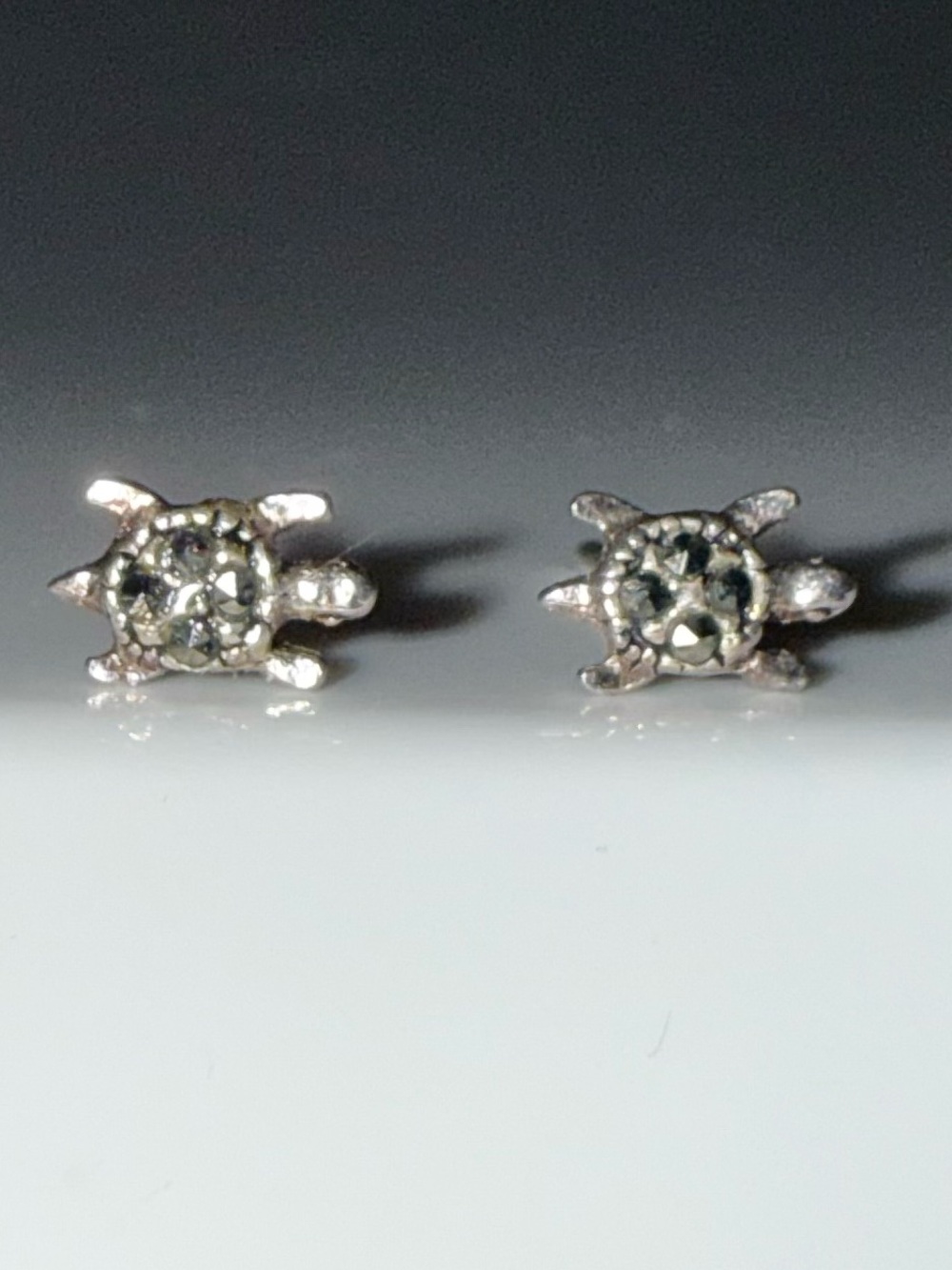 Crystal Turtle Stud Earrings (Silver)